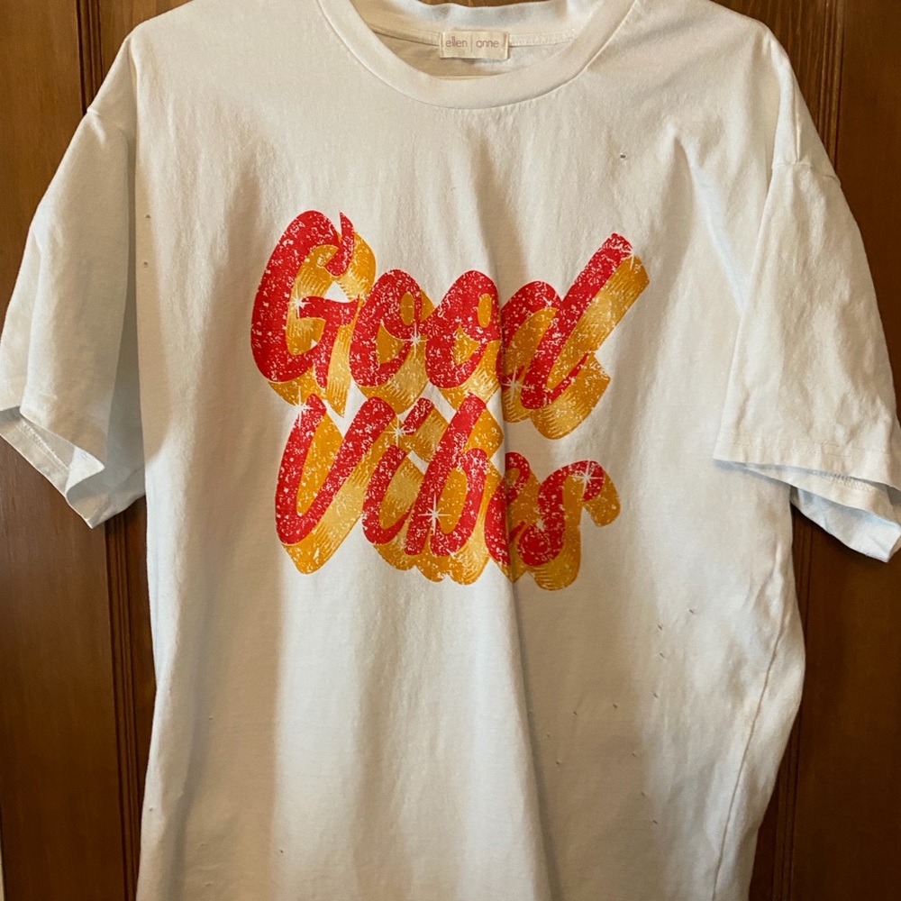 White Good Vibes Graphic T-Shirt